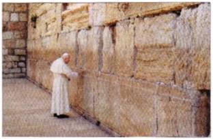John Paul II - the first Jewish Masonic antipope to visit the wailing wall in Jerusalem